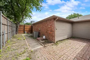 2931 Allister St, Dallas, TX 75229 - Photo 17