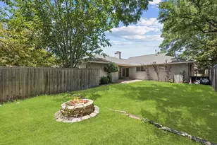 6820 E Mockingbird Ln, Dallas, TX 75214 - Photo 15