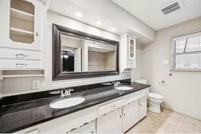 6820 E Mockingbird Lane, Dallas, TX 75214 - Photo 13