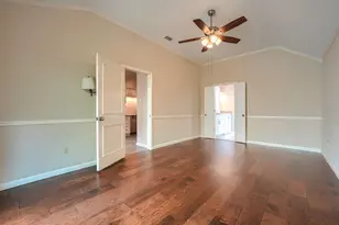 445 Trail View Ln, Garland, TX 75043 - Photo 11