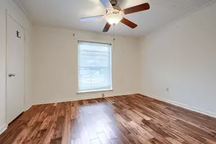 445 Trail View Ln, Garland, TX 75043 - Photo 15