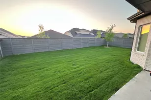 7217 Ladybug Ln, Little Elm, TX 76227 - Photo 3