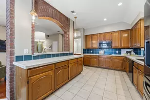3260 Shady Glen Dr, Grapevine, TX 76051 - Photo 11