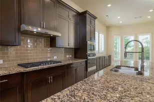 11701 Slumber Falls Dr, Flower Mound, TX 76226 - Photo 19