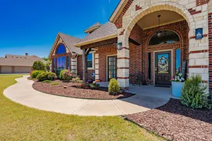 12176 Livingston Way, Talty, TX 75126 - Photo 5