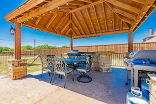 12176 Livingston Way, Talty, TX 75126 - Photo 1