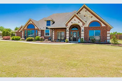 12176 Livingston Way, Talty, TX 75126 - Photo 3