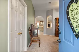 202 Creek Point Ln, Arlington, TX 76002 - Photo 3