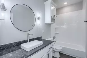 326 W Day St, Denison, TX 75020 - Photo 5