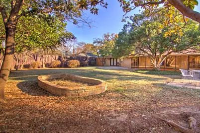3763 Vinecrest Drive, Dallas, TX 75229 - Photo 35