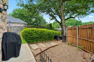 1417 Danielle Dr, Bedford, TX 76021 - Photo 23