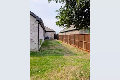 1506 Red Rose Trail, Celina, TX 75078 - Photo 37