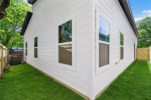2714 Hector St, Dallas, TX 75210 - Photo 33