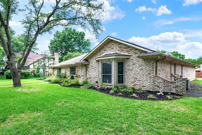 317 Faircrest Drive, Garland, TX 75040 - Photo 31