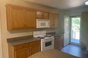 389 W Sloan St, Stephenville, TX 76401 - Photo 5