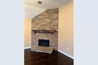 2912 Hollow Valley Drive, Fort Worth, TX 76244 - Photo 5