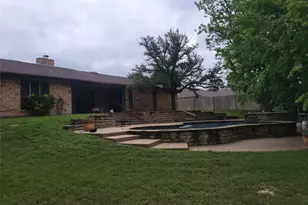 930 N Lydia St, Stephenville, TX 76401 - Photo 23
