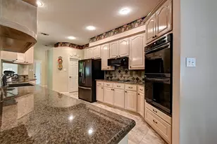 6608 Barclay Ln, Garland, TX 75044 - Photo 9