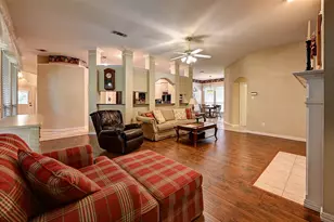 6608 Barclay Ln, Garland, TX 75044 - Photo 5