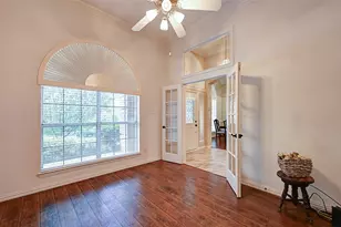 6608 Barclay Ln, Garland, TX 75044 - Photo 3