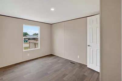 215 Overland Trail, Bridgeport, TX 76426 - Photo 13