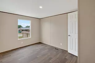 215 Overland Trail, Bridgeport, TX 76426 - Photo 13