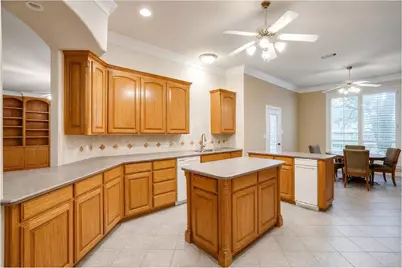 177 River Creek Lane, Aledo, TX 76008 - Photo 11