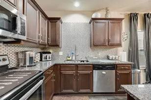 4004 Red Rock Dr, Heartland, TX 75126 - Photo 5