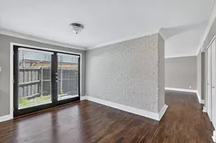 5932 Sandhurst Ln, Dallas, TX 75206 - Photo 11