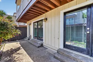 5932 Sandhurst Ln, Dallas, TX 75206 - Photo 27