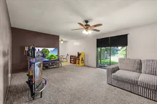 327 E Center St, Duncanville, TX 75116 - Photo 11