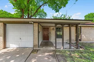 327 E Center St, Duncanville, TX 75116 - Photo 5
