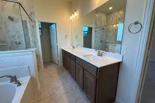 132 Oak Grv Wy, Springtown, TX 76082 - Photo 11