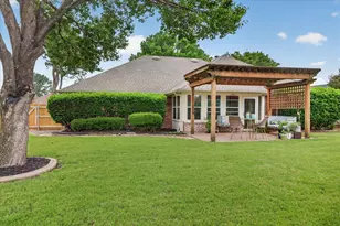 1405 5th St, Granbury, TX 76048 - Photo 25