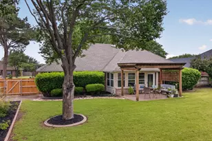 1405 5th St, Granbury, TX 76048 - Photo 33