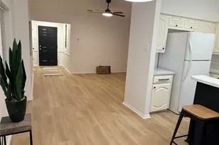 9701 Limestone Dr, Dallas, TX 75217 - Photo 11