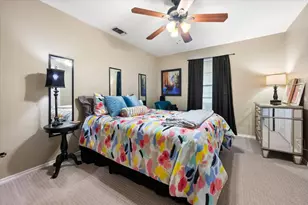 907 Loch Lomond Dr, Arlington, TX 76012 - Photo 33