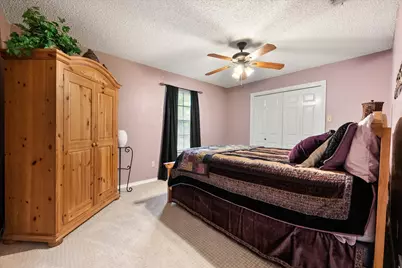 907 Loch Lomond Drive, Arlington, TX 76012 - Photo 35