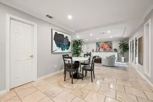 907 Loch Lomond Dr, Arlington, TX 76012 - Photo 15