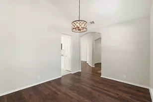 1108 Raleigh Dr, Lewisville, TX 75077 - Photo 9