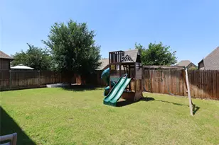 15421 Pioneer Bluff Trail, Fort Worth, TX 76262 - Photo 31