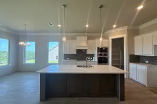425 Texas Sage Trl, Weatherford, TX 76082 - Photo 3