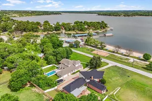 203 W Lake Dr, Weatherford, TX 76087 - Photo 3