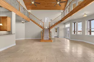 203 W Lake Dr, Weatherford, TX 76087 - Photo 9