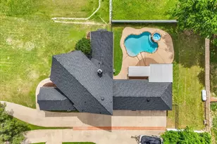 203 W Lake Dr, Weatherford, TX 76087 - Photo 35