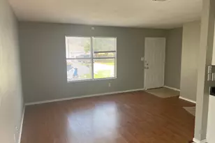 305 Casie Ct, Denton, TX 76207 - Photo 3