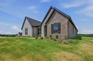 421 Texas Sage Trl, Weatherford, TX 76085 - Photo 3