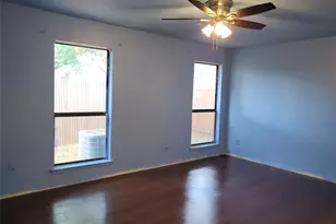 3320 Green Ridge St, Fort Worth, TX 76133 - Photo 11