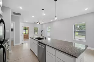 738 E Sears St, Denison, TX 75021 - Photo 13