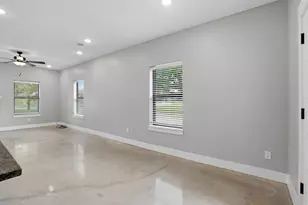 738 E Sears St, Denison, TX 75021 - Photo 9